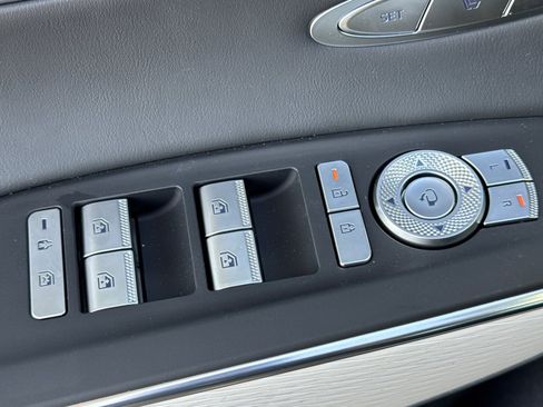 New 2026 Genesis GV70 2.5T Advanced image 13