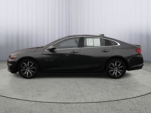 Used 2017 Chevrolet Malibu LT w/ Driver Confidence Package image 21