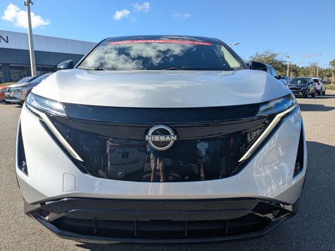 Certified 2023 Nissan Ariya FWD image 9