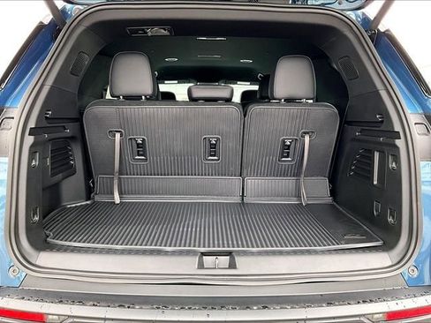 New 2026 Chevrolet Traverse LT image 15