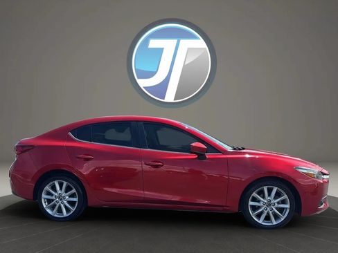 Used 2017 MAZDA MAZDA3 Grand Touring FWD image 7