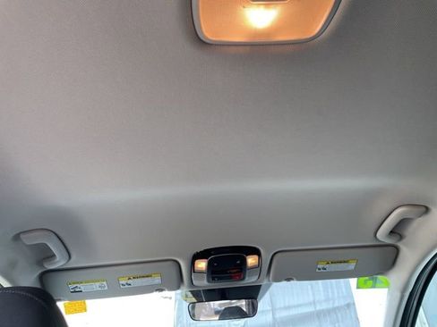 Used 2023 Hyundai Tucson SEL w/ Winter Package image 28