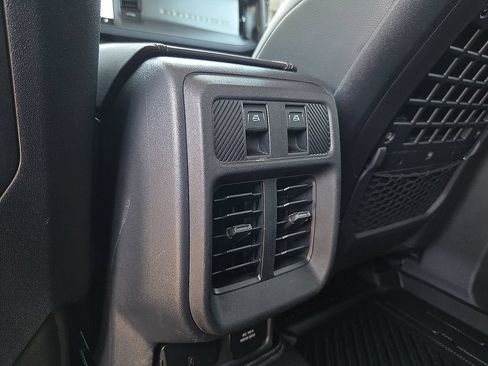 Used 2025 Ford Bronco Badlands AWD/4WD image 11