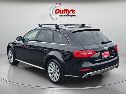 Used 2016 Audi A4 Premium Plus w/ Technology Package image 18