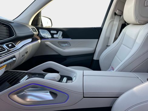 New 2026 Mercedes-Benz GLS 450 450 4MATIC SUV image 25
