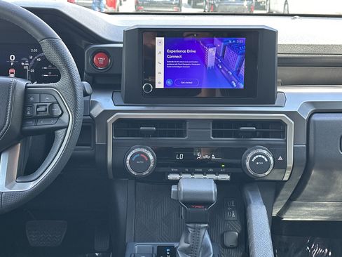 Certified 2025 Toyota Tacoma TRD Off-Road AWD/4WD image 30