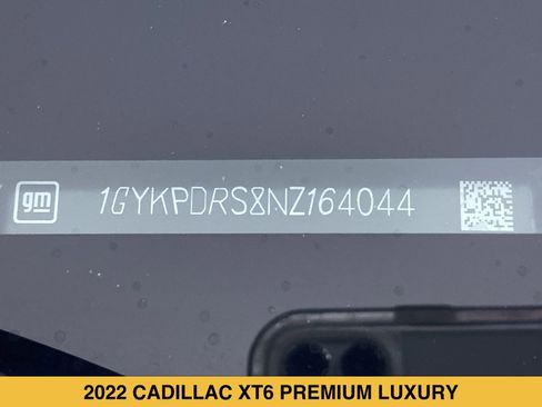 Certified 2022 Cadillac XT6 Premium Luxury w/ Technology Package AWD/4WD image 16