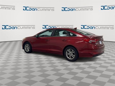 Used 2015 Hyundai Sonata SE image 6
