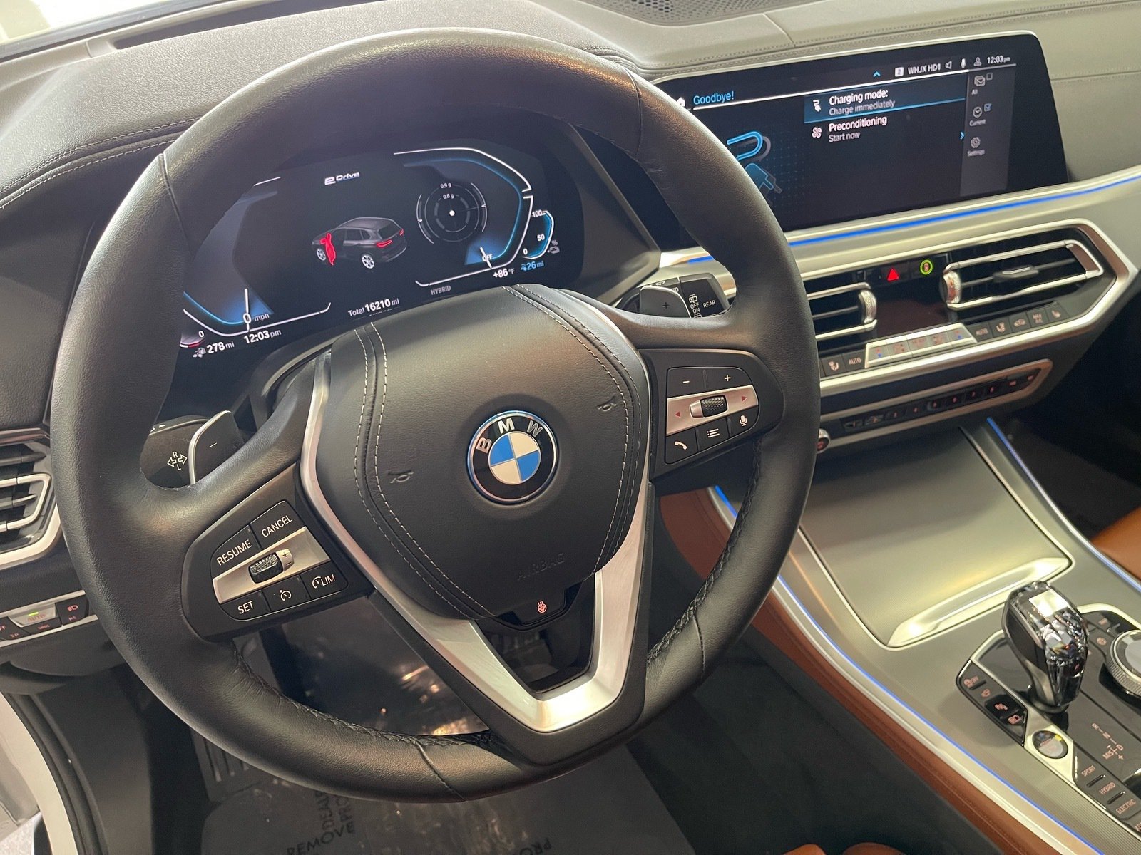 Used 2023 BMW X5 xDrive45e w/ Executive Package AWD/4WD image 28