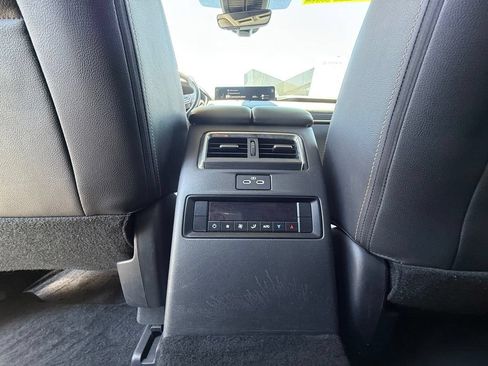 Certified 2024 MAZDA CX-90 3.3 Turbo S AWD/4WD image 39