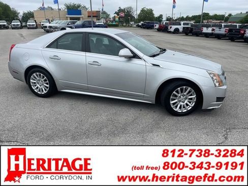 Used 2011 Cadillac CTS Luxury RWD image 1