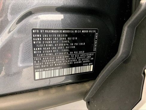 Certified 2025 Volkswagen Tiguan S AWD/4WD image 30