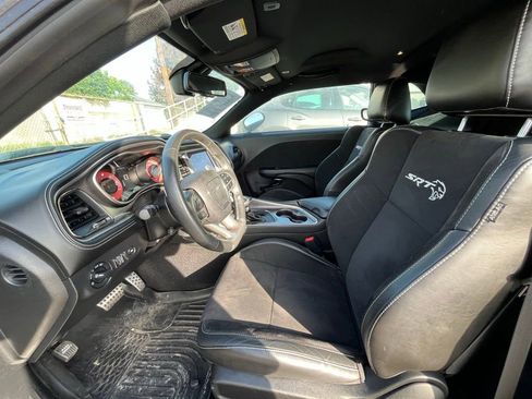 Used 2022 Dodge Challenger SRT Hellcat Redeye image 7
