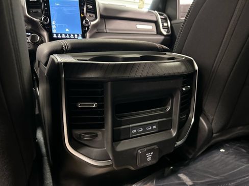 New 2026 RAM 1500 Big Horn AWD/4WD image 31