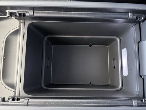 New 2025 Hyundai Santa Fe Limited image 18