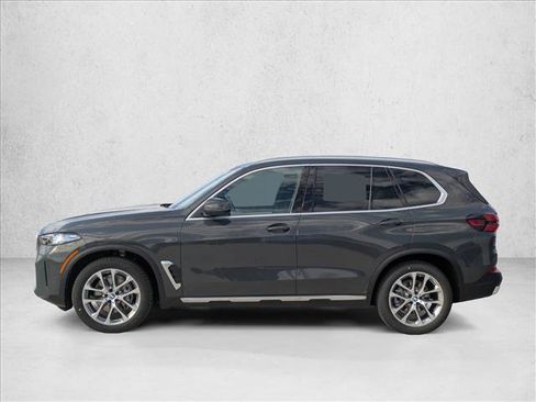 Certified 2026 BMW X5 xDrive40i w/ Climate Comfort Package AWD/4WD image 5