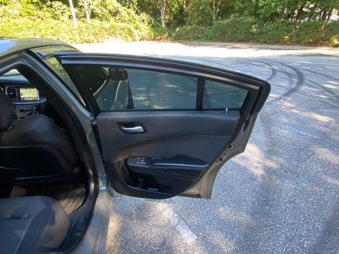 Used 2017 Dodge Charger SXT w/ Blacktop Package RWD image 48