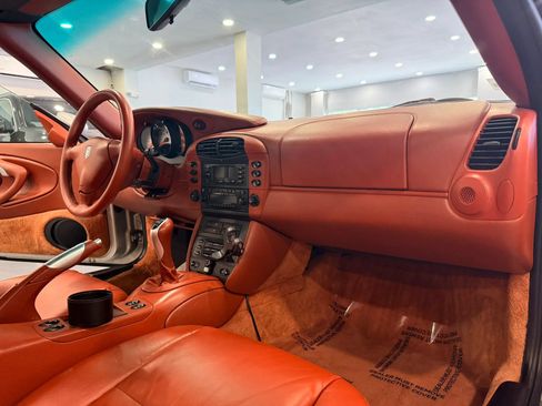 Used 2000 Porsche 911 Carrera 4 AWD/4WD image 10