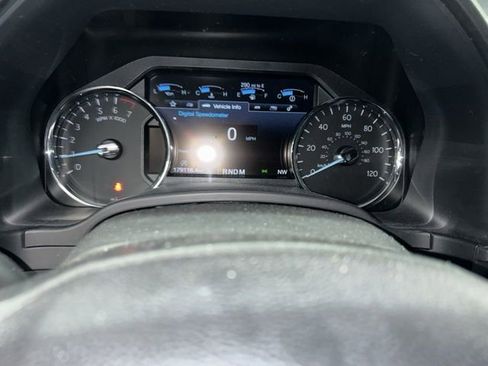 Used 2018 Ford Expedition Limited image 12