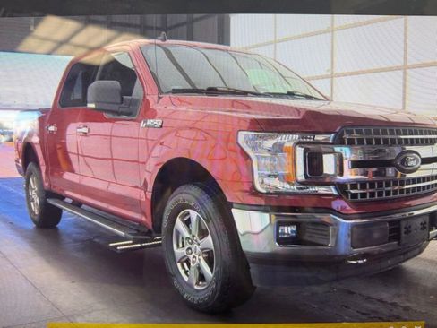 Used 2020 Ford F150 XLT w/ Equipment Group 302A Luxury AWD/4WD image 4