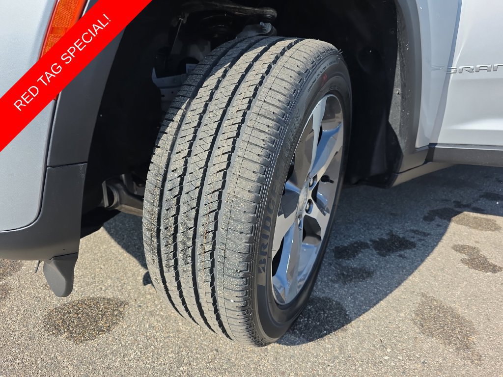 New 2026 Jeep Grand Cherokee Limited AWD/4WD image 32