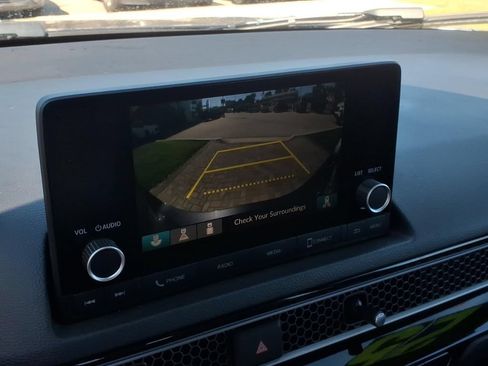 Used 2025 Honda Civic Sport image 11