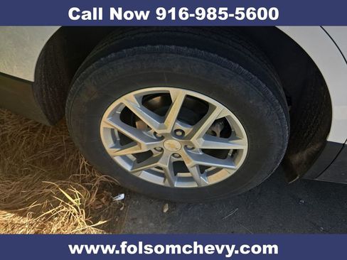 Used 2022 Chevrolet Equinox LT image 3