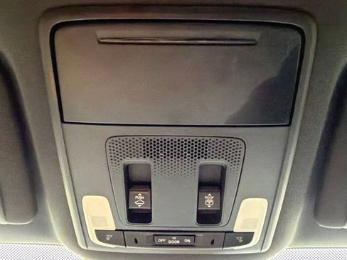 Used 2023 Honda Pilot TrailSport image 47