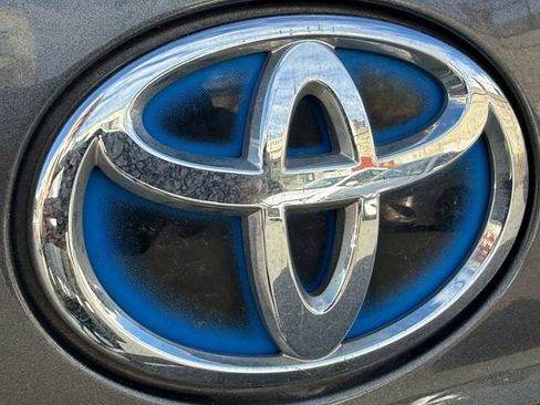 Used 2020 Toyota Highlander XLE image 9