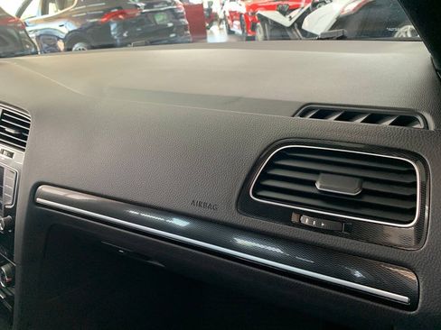 Used 2016 Volkswagen GTI S FWD image 17