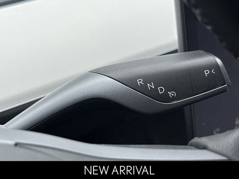 Used 2021 Tesla Model Y Long Range image 23