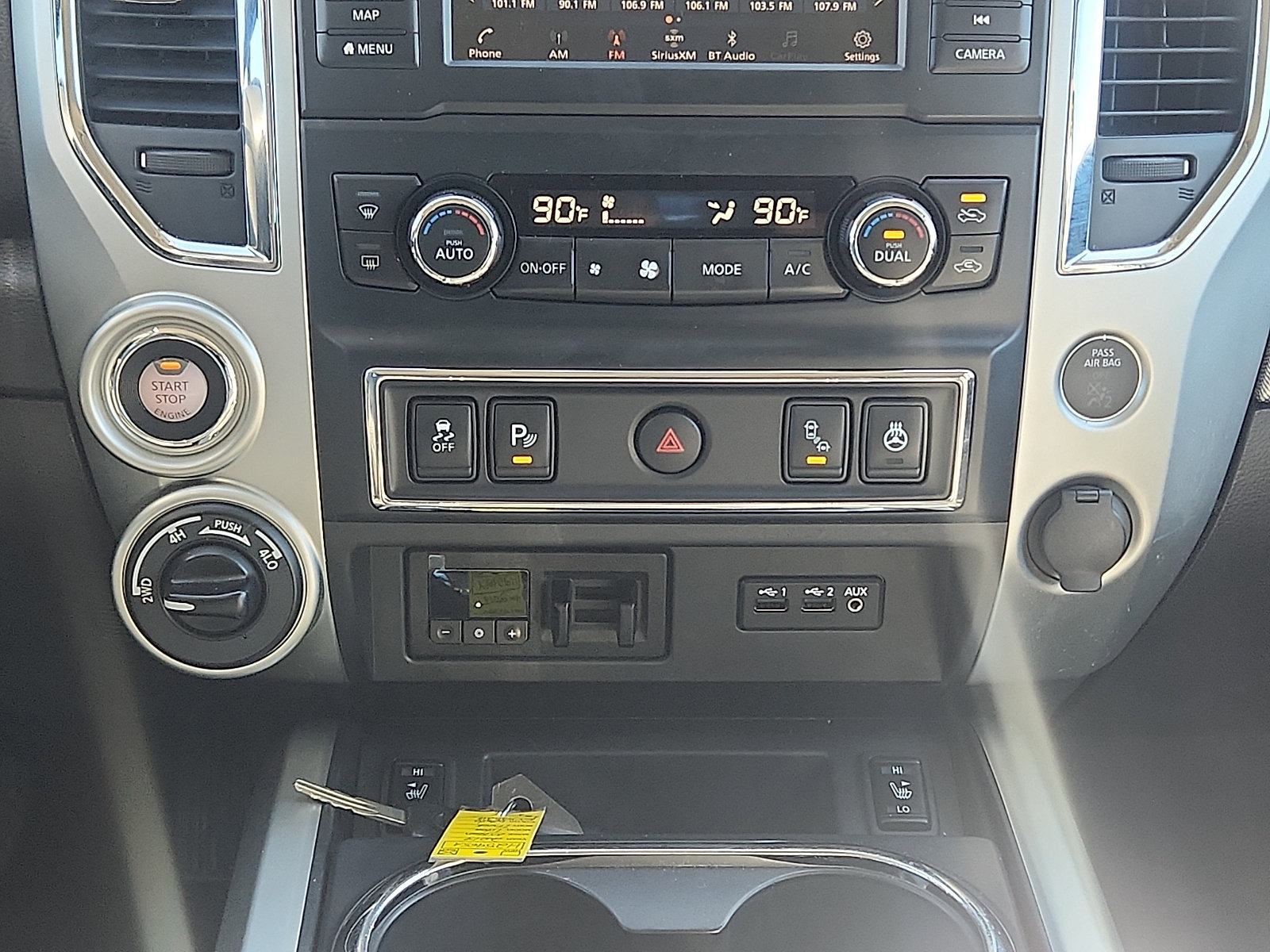 Used 2019 Nissan Titan PRO-4X w/ Pro-4x Convenience Package AWD/4WD image 17