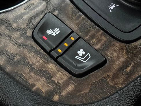 Used 2020 GMC Acadia Denali w/ Denali Ultimate Package image 45