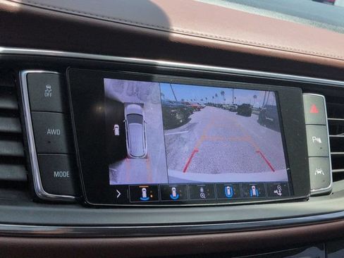 Used 2020 Buick Enclave Avenir w/ Avenir Technology Package AWD/4WD image 20