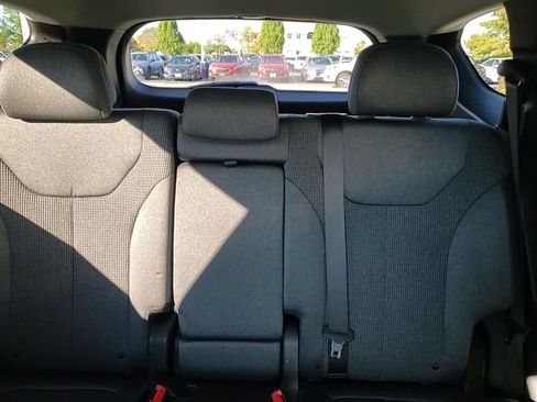 Used 2020 Hyundai Santa Fe SE image 23