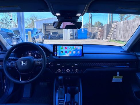 Used 2025 Honda Accord EX-L image 16