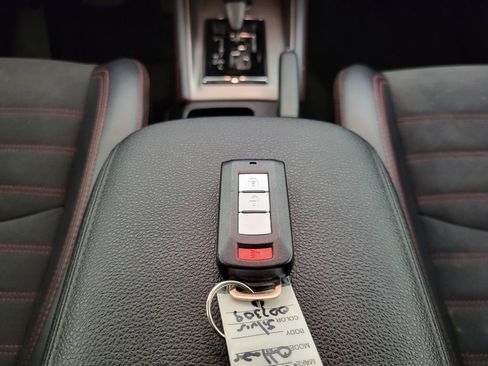 Used 2024 Mitsubishi Outlander Sport AWD image 40