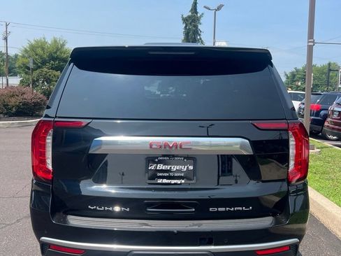 Used 2023 GMC Yukon Denali AWD/4WD image 8
