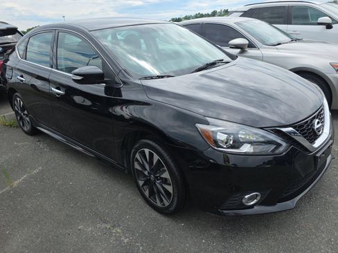 Used 2019 Nissan Sentra SR FWD image 3