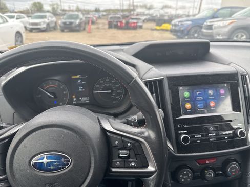 Used 2019 Subaru Crosstrek 2.0i Premium AWD/4WD image 19