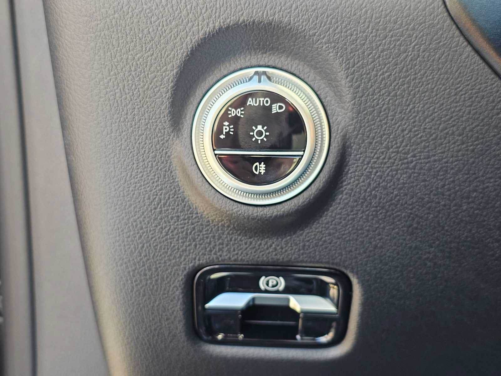 New 2027 Mercedes-Benz CLE 450 4MATIC Coupe image 26
