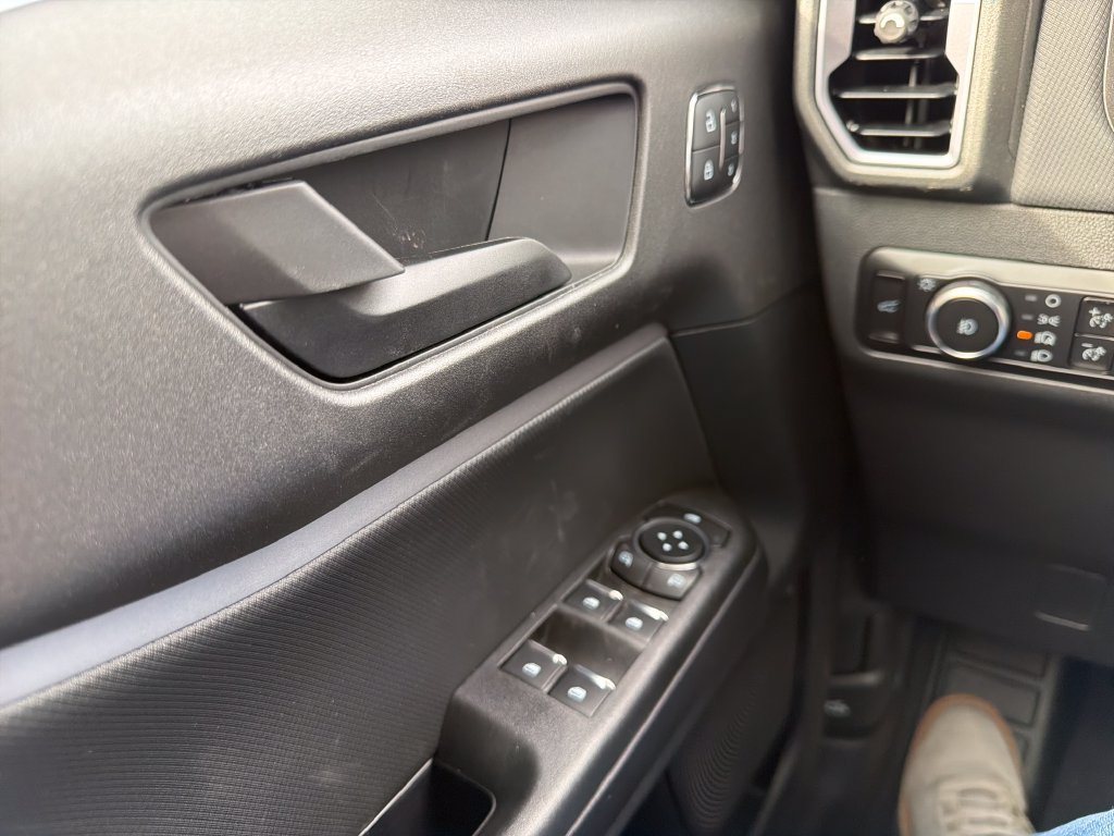 Used 2025 Ford Bronco Sport Outer Banks AWD/4WD image 27