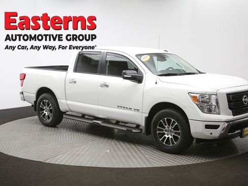 Used 2020 Nissan Titan SV w/ SV Convenience Package image 51