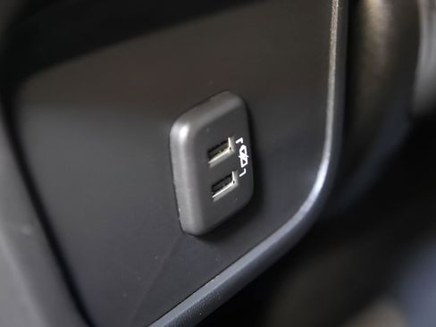 Used 2022 Chevrolet Equinox LS w/ LS Convenience Package FWD image 25