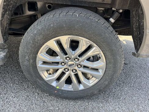 New 2026 Ford F150 Lariat w/ Equipment Group 502A High image 11