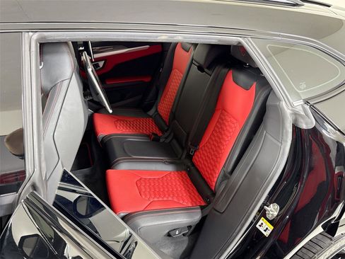 Used 2020 Lamborghini Urus image 25