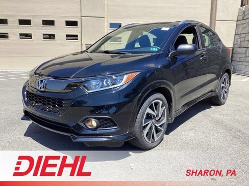 Used 2019 Honda HR-V Sport image 3