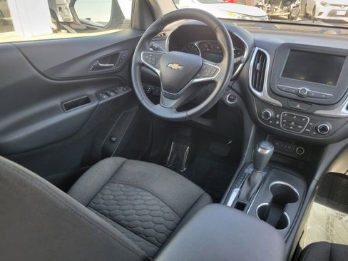 Used 2020 Chevrolet Equinox LT FWD image 29