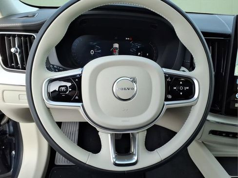 New 2026 Volvo XC60 B5 Ultra w/ Protection Package Premier image 16