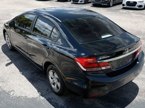 Used 2013 Honda Civic LX image 4
